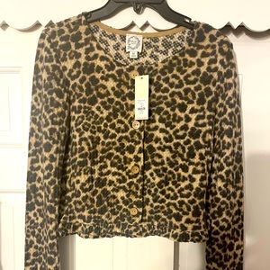 Francesca’s long sleeve shirt, size medium, leopard print, light sweater.